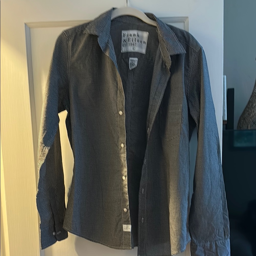 Never worn Frank & Eileen Black and White Shirt